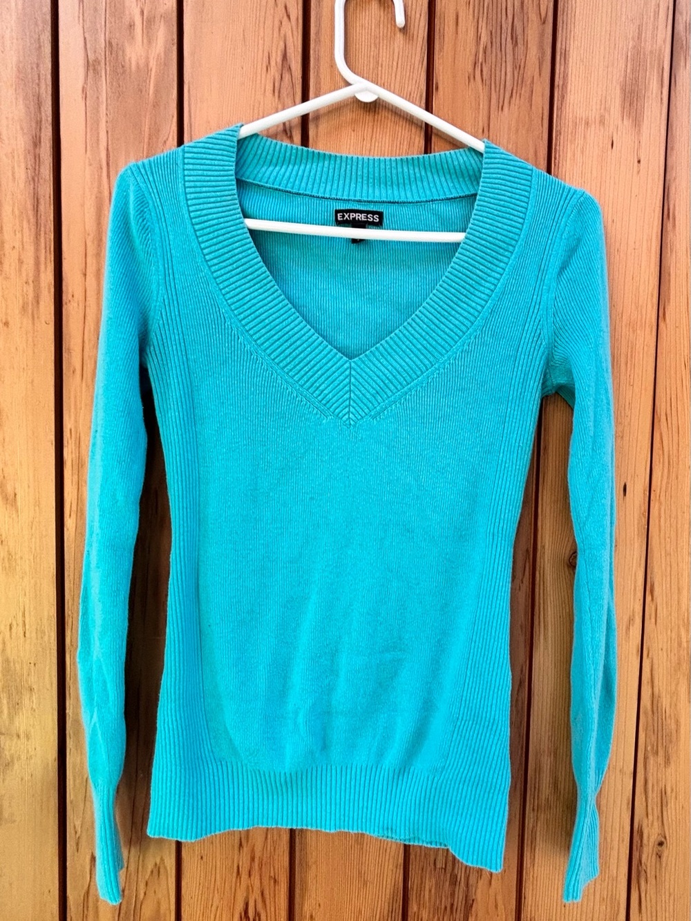 • Express Turquoise Ribbed V-Neck Sweater Size Small Cotton Blend